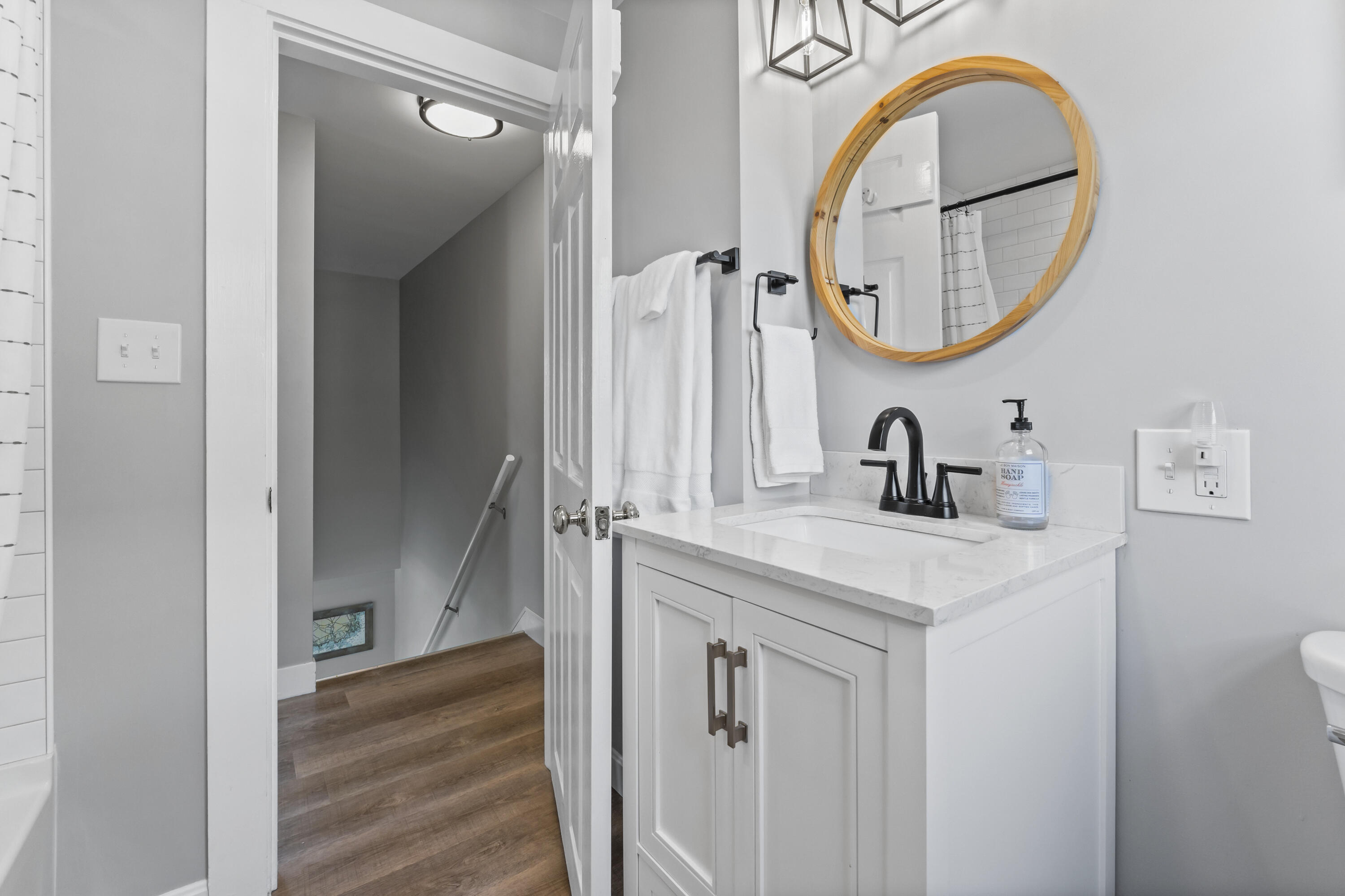 175 Beach Avenue Kennebunk ME 04043