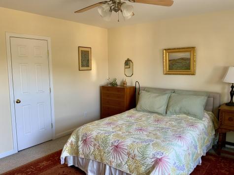 15 Edgefield Lane Brunswick ME 04011