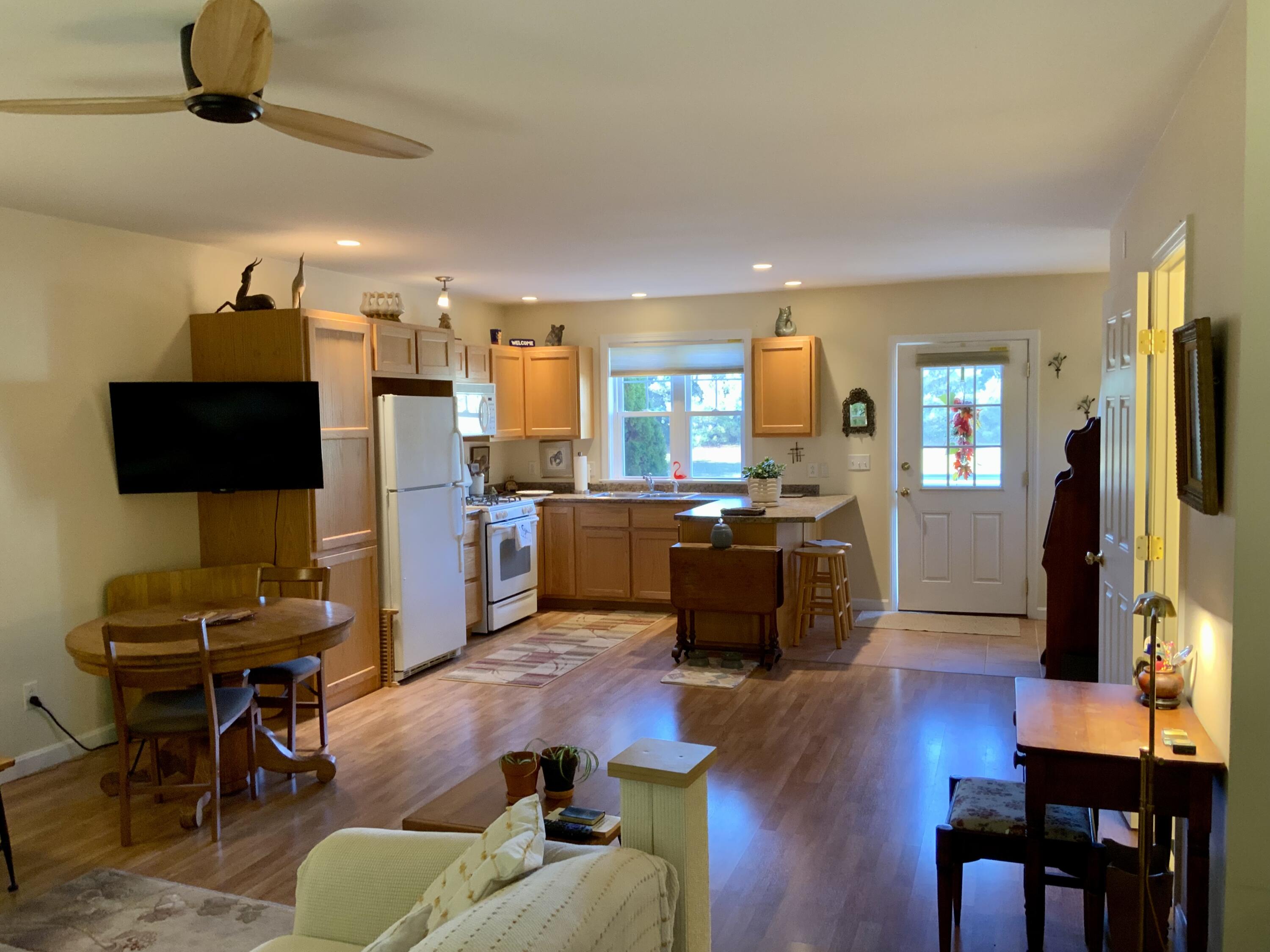 15 Edgefield Lane Brunswick ME 04011