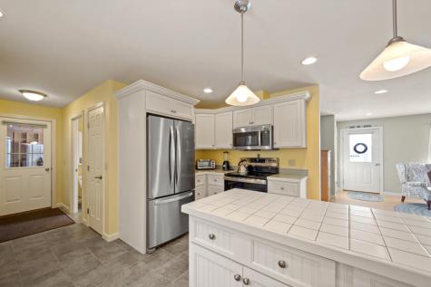 19 Fieldstone Drive Oakland ME 04963