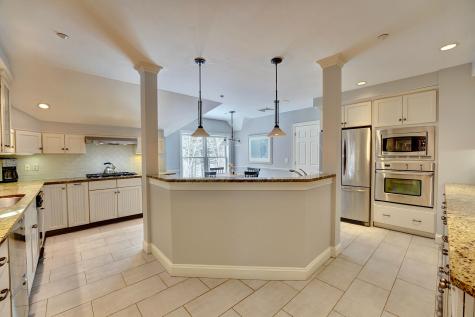 100 Shepards Cove Road Kittery ME 03904