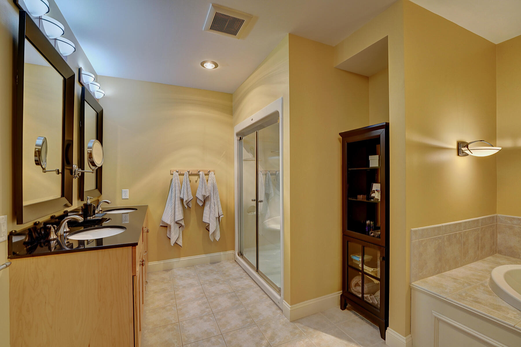 100 Shepards Cove Road Kittery ME 03904