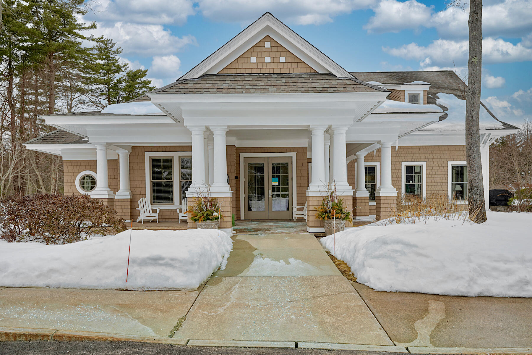 100 Shepards Cove Road Kittery ME 03904