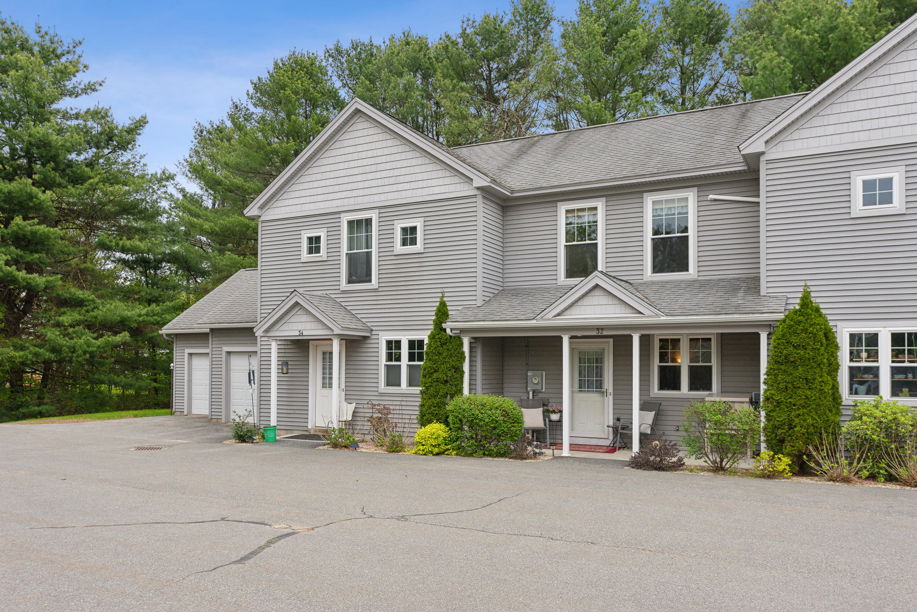 32 Edgefield Lane Brunswick ME 04011