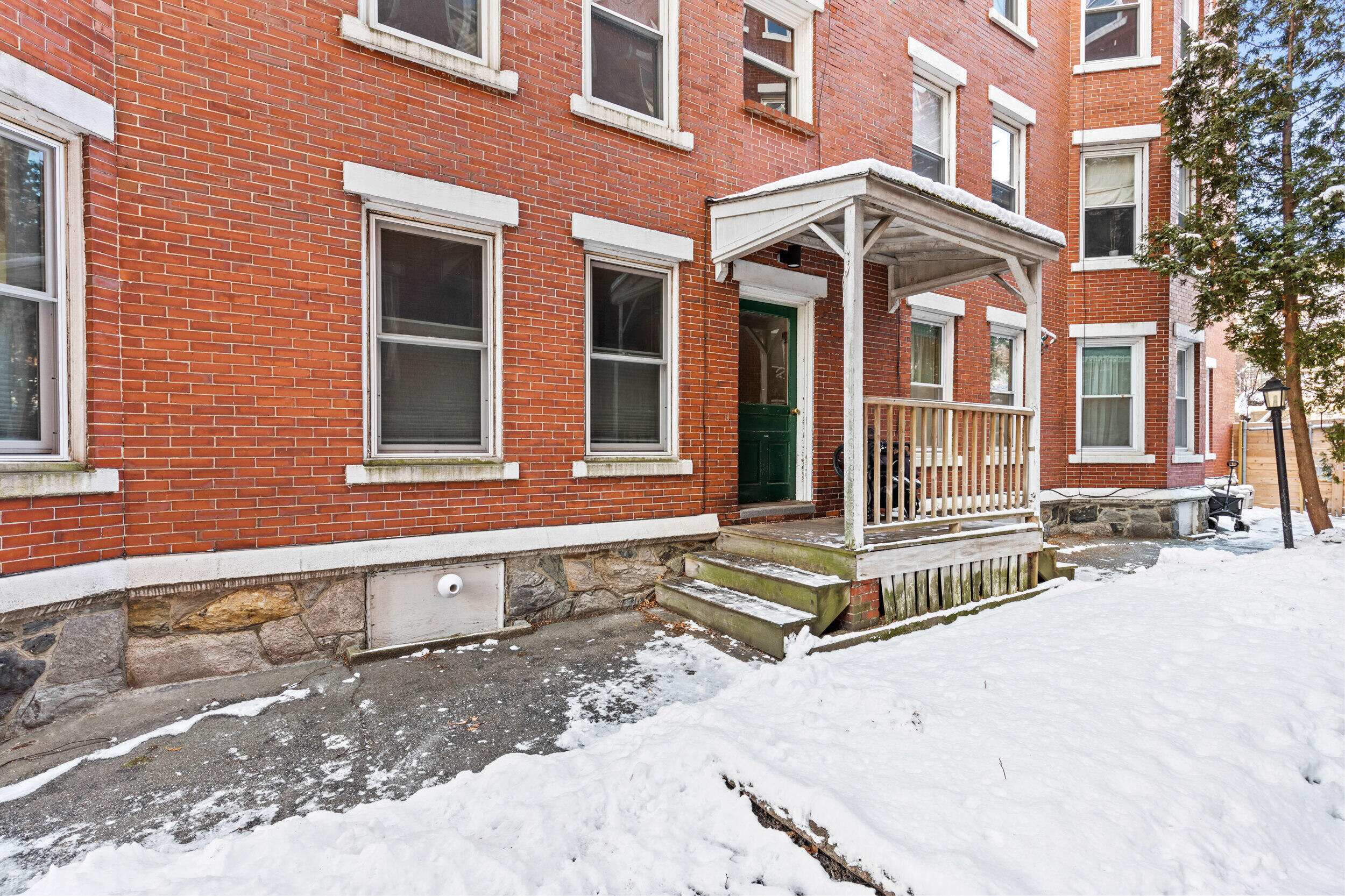 98 Grant Street Portland ME 04101