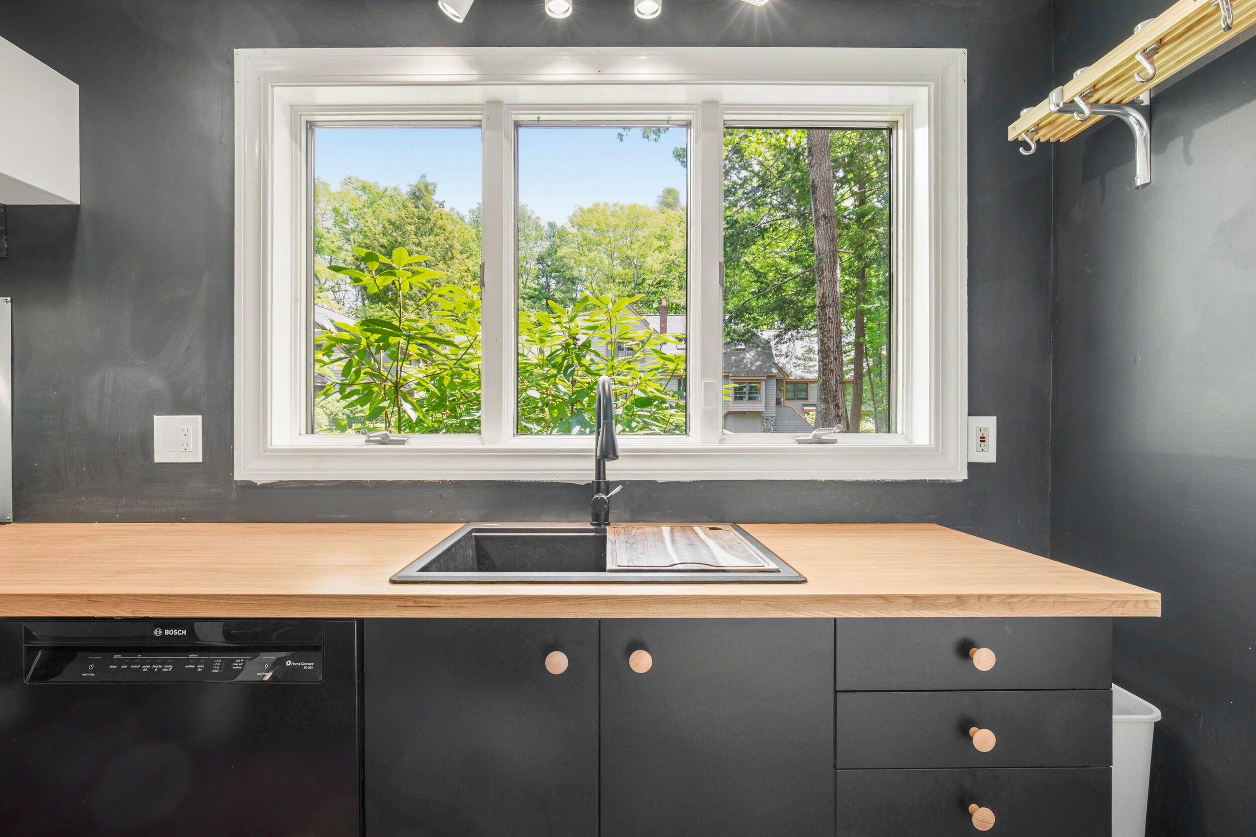 31 Concord Place Cape Elizabeth ME 04107