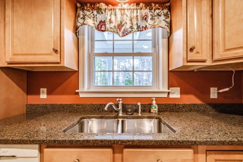 61 Plymouth Grove Kennebunk ME 04043