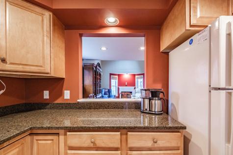 61 Plymouth Grove Kennebunk ME 04043