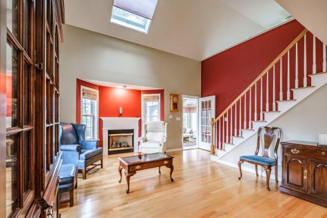 61 Plymouth Grove Kennebunk ME 04043