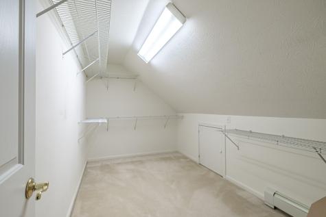 61 Plymouth Grove Kennebunk ME 04043