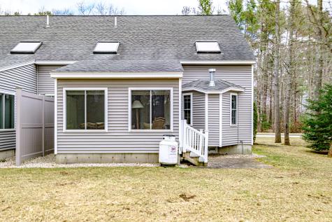61 Plymouth Grove Kennebunk ME 04043