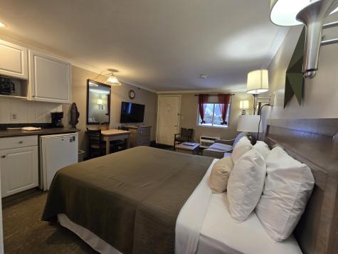 733 Post Road Wells ME 04090