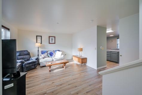 9 Guadalcanal Drive Brunswick ME 04011