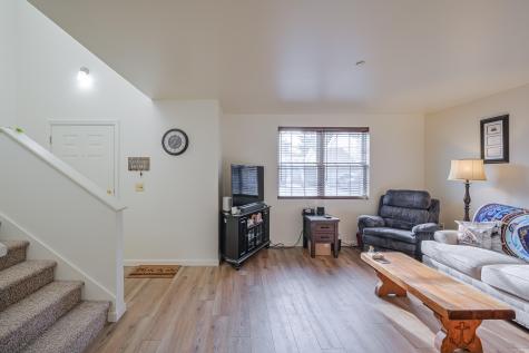 9 Guadalcanal Drive Brunswick ME 04011