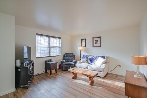 9 Guadalcanal Drive Brunswick ME 04011