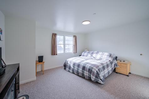 9 Guadalcanal Drive Brunswick ME 04011