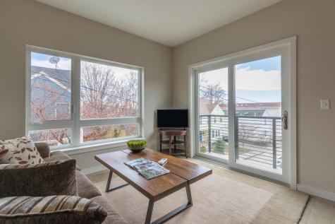 22 Tate Street Portland ME 04102