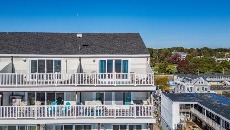 39 W. Grand Avenue Old Orchard Beach ME 04064