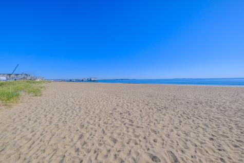 39 W. Grand Avenue Old Orchard Beach ME 04064