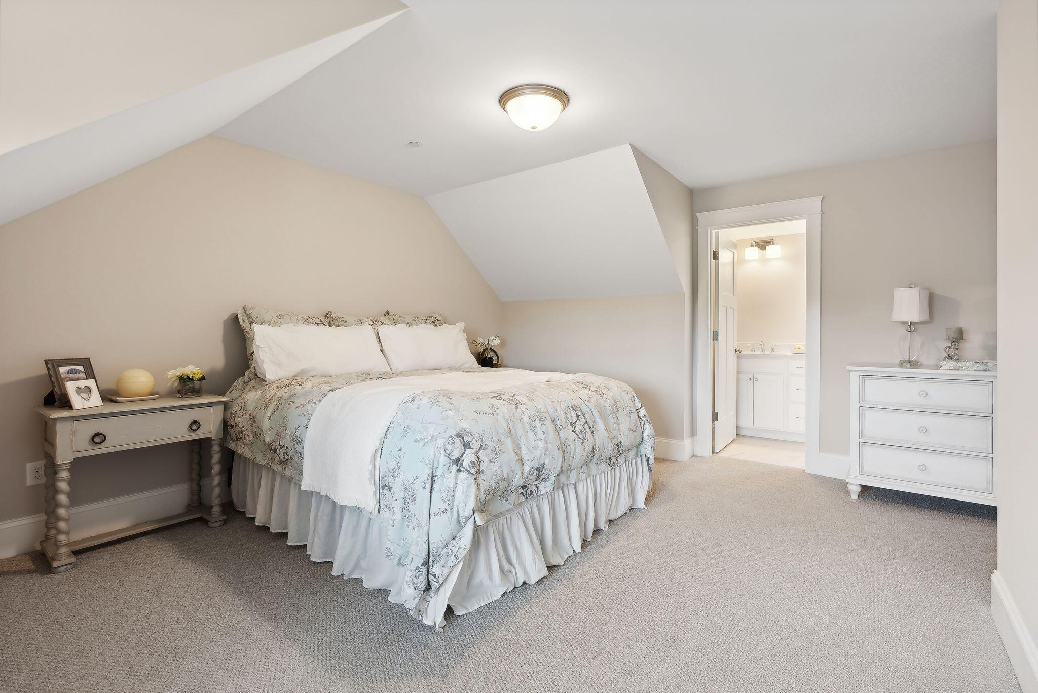 193 Falcon Crest Drive Gorham ME 04038