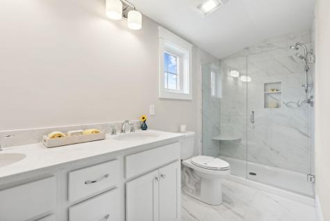 193 Falcon Crest Drive Gorham ME 04038