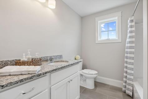 193 Falcon Crest Drive Gorham ME 04038