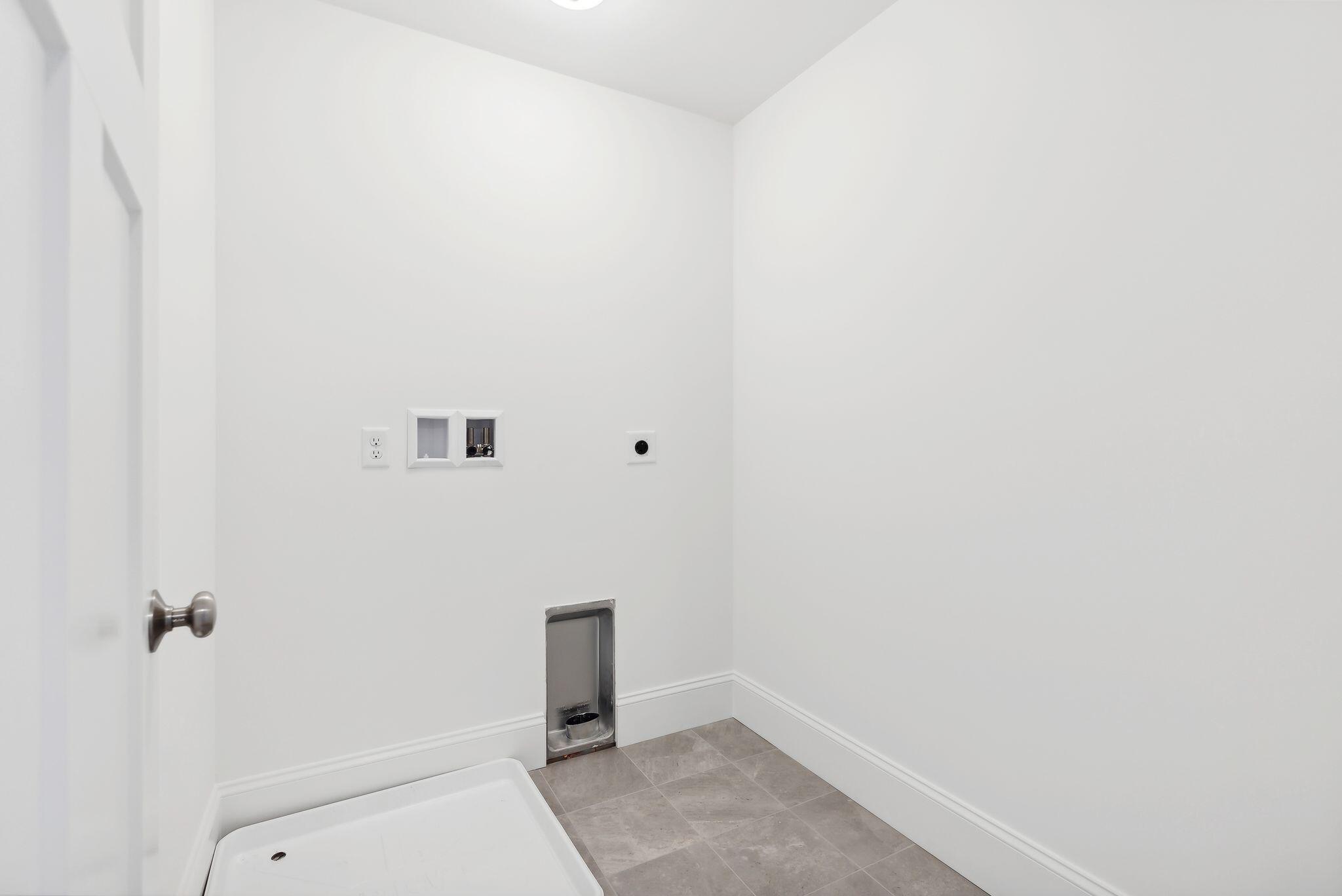 193 Falcon Crest Drive Gorham ME 04038