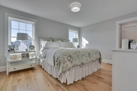 195 Falcon Crest Drive Gorham ME 04038