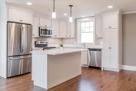 195 Falcon Crest Drive Gorham ME 04038