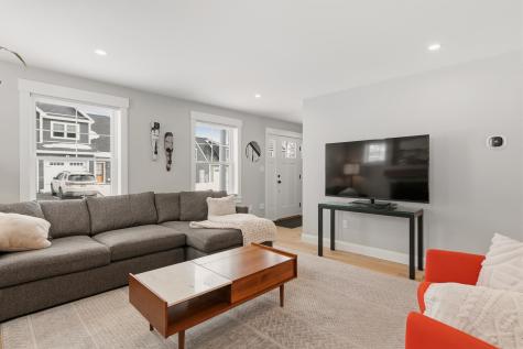 9 Cobblestone Street Falmouth ME 04105