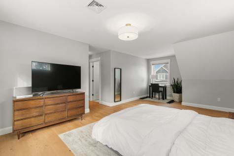 9 Cobblestone Street Falmouth ME 04105