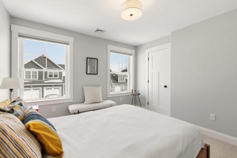 9 Cobblestone Street Falmouth ME 04105