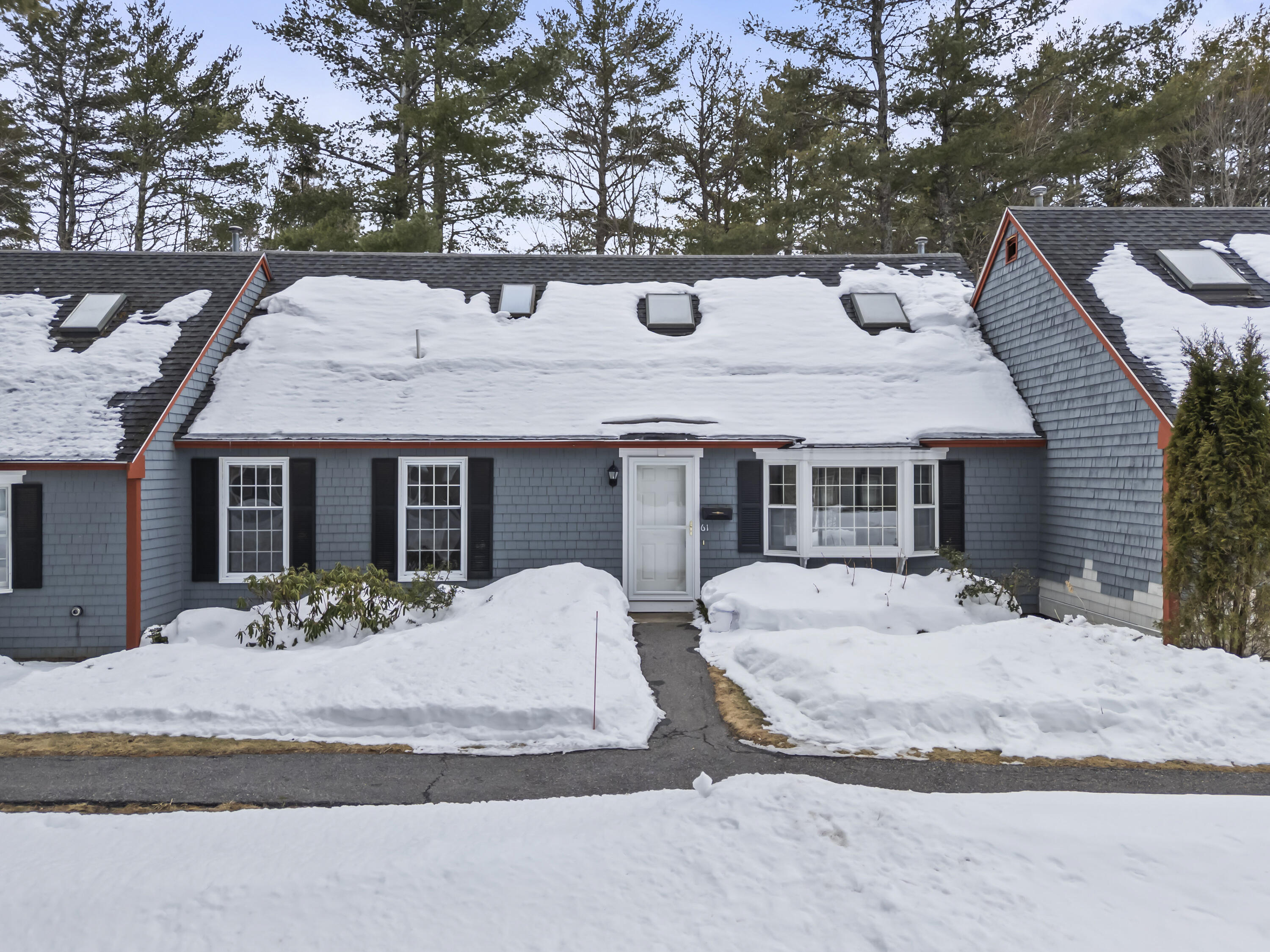 61 Ward Circle Brunswick ME 04011