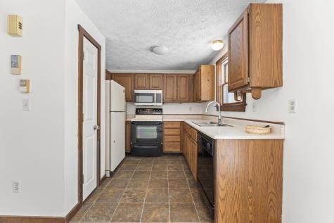 61 Ward Circle Brunswick ME 04011