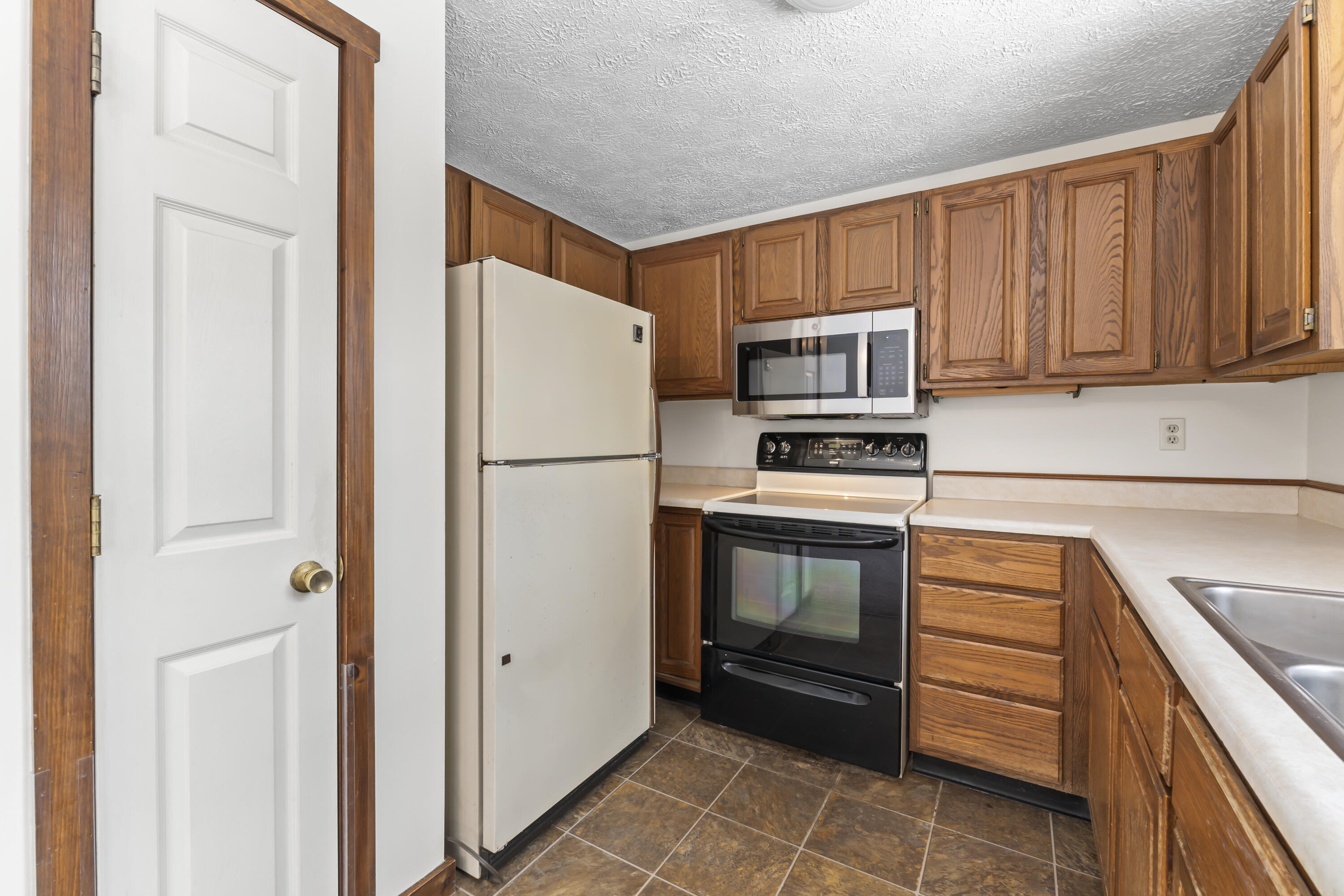 61 Ward Circle Brunswick ME 04011