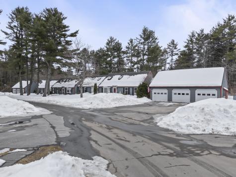 61 Ward Circle Brunswick ME 04011