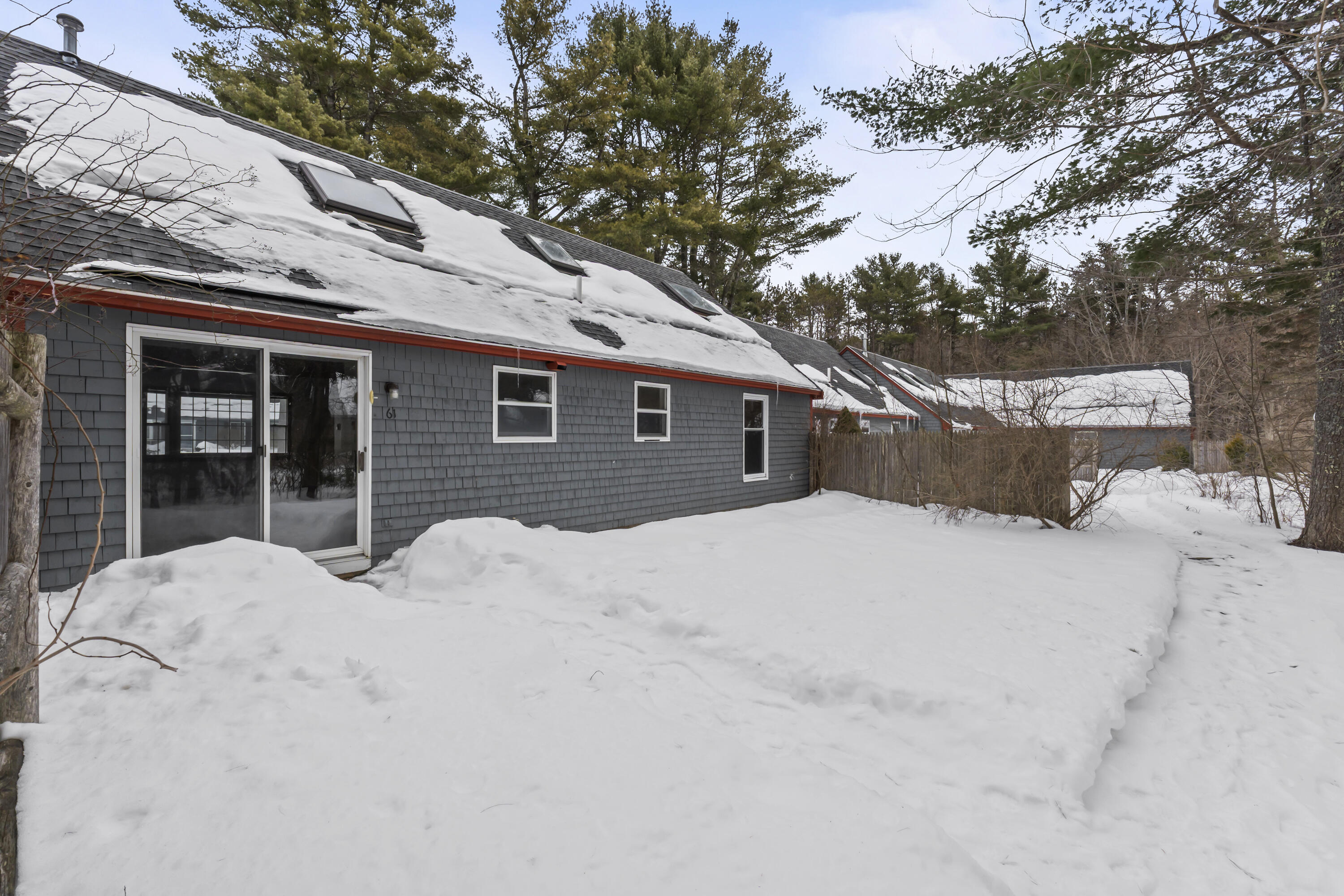 61 Ward Circle Brunswick ME 04011