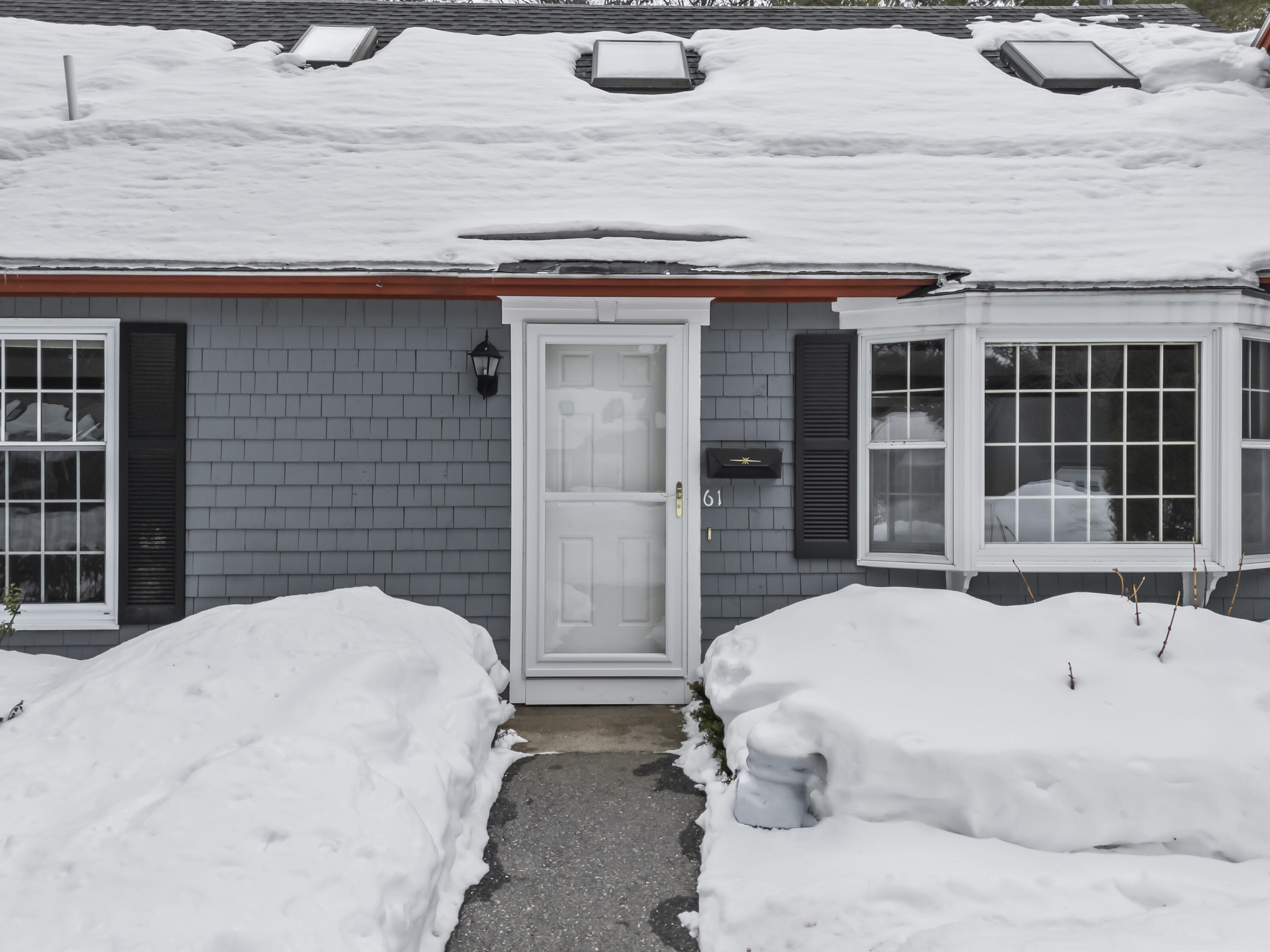 61 Ward Circle Brunswick ME 04011