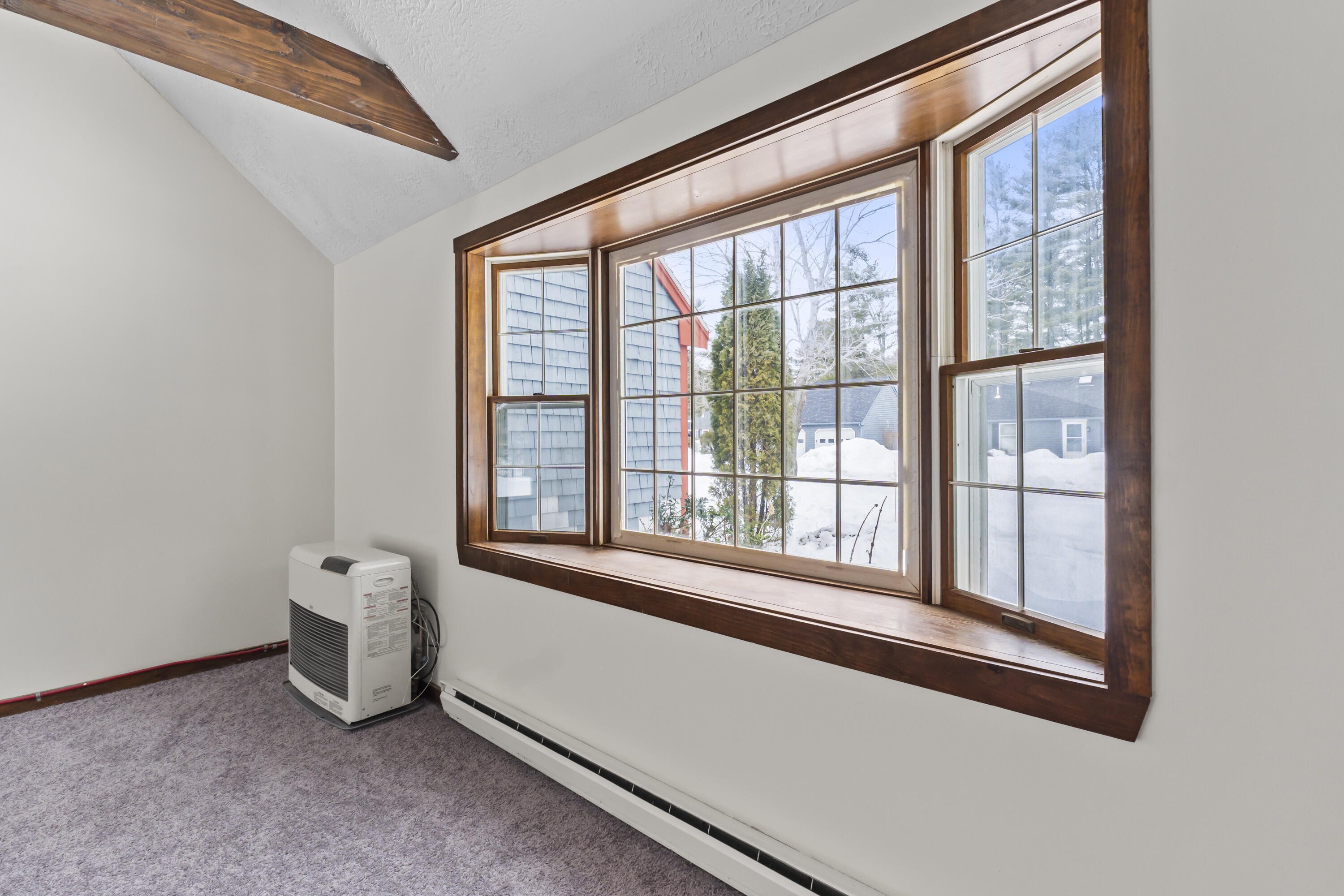 61 Ward Circle Brunswick ME 04011