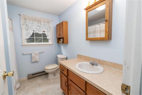 51 Riverbend Drive Yarmouth ME 04096