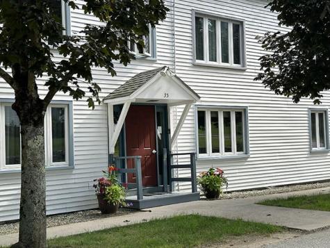 35 Summer Street Wiscasset ME 04578