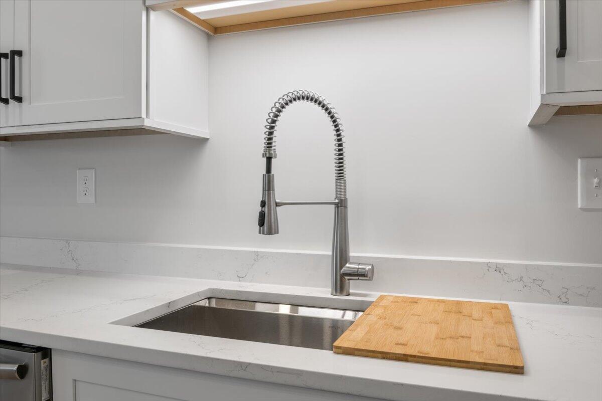 30-3 Regency Circle Kittery ME 03904