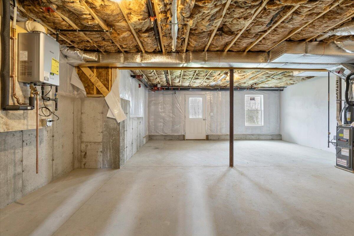 30-3 Regency Circle Kittery ME 03904