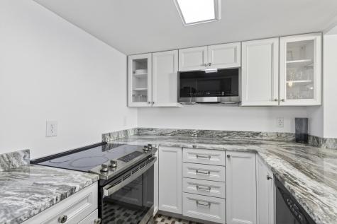 31 E Grand Avenue Old Orchard Beach ME 04064