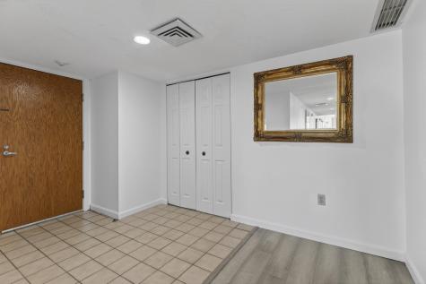 31 E Grand Avenue Old Orchard Beach ME 04064