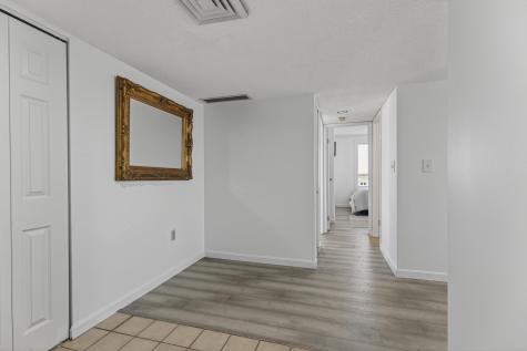 31 E Grand Avenue Old Orchard Beach ME 04064