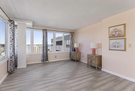 31 E Grand Avenue Old Orchard Beach ME 04064