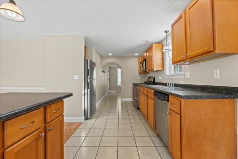 317 Alfred Street Biddeford ME 04005