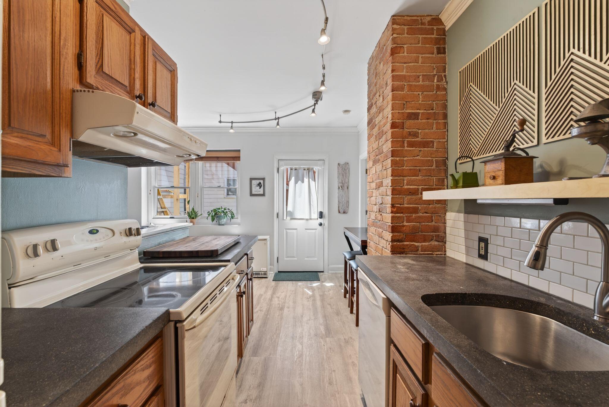 289 Spring Street Portland ME 04102