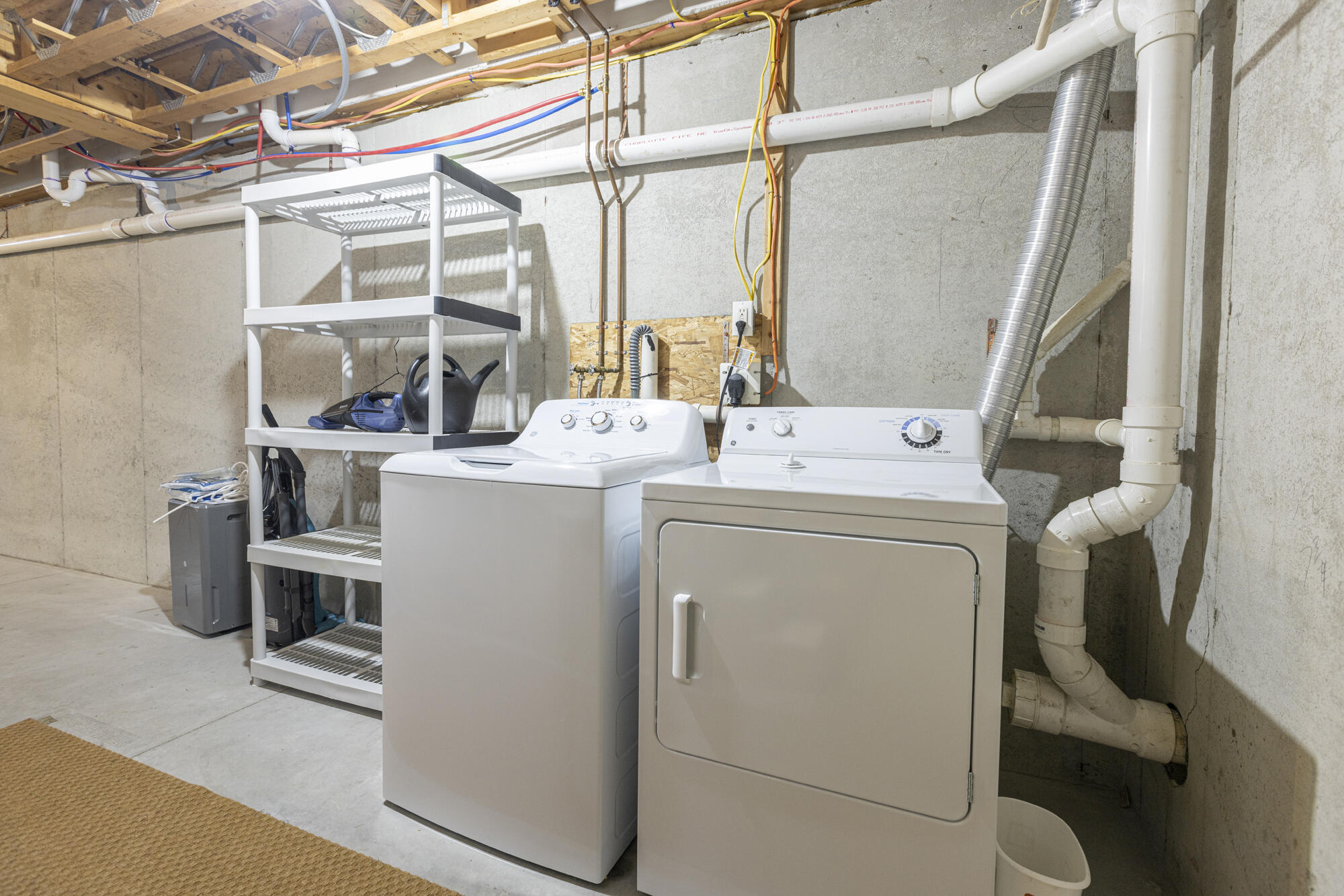 17 Hannah Drive Topsham ME 04086